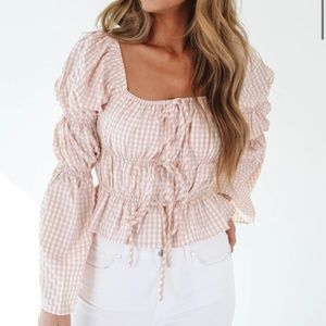 Perfectly Content Top - Peach